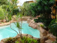 Flintstones Guest House Durban 3*