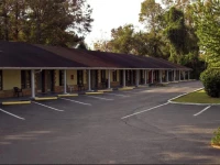 The Carolinian Inn 3*