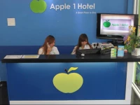 Apple 1 Hotel 1*