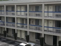 Days Inn Orange Anaheim 2*