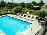 Ambassador Inn & Suites 3*