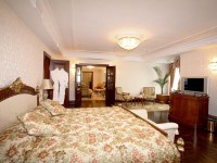 Ambassador hotel 4*