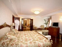 Ambassador hotel 4*