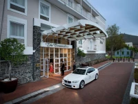 The Commodore Hotel 4*