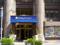 Holiday Inn Express Cleveland Downtown 2*