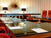 Lancaster Marriott at Penn Square 3*