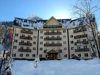 Snezhniy Bars Dombay