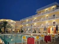 Ionis Art Hotel 4*