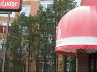 Econo Lodge Metro 2*