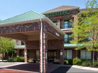 Courtyard Salt Lake City Airport 3*
