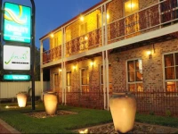 Quality Inn Colonial 3*