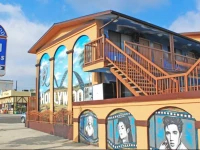 Hollywood Inn Express North 2*