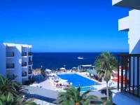 Nereida Aparthotel 3*