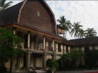 Puri Saron Hotel Lombok 3*