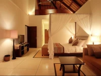 The Point Resort Lembongan 2*