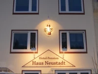 Hotel-Pension Haus Neustadt 2*