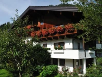 Pension Landhaus Bernhofer 2*