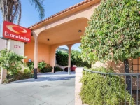 Econo Lodge Near LAX 2*