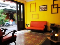 Focal Local Bed & Breakfast Bangkok 2*