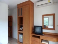 Praew Apartment 2*