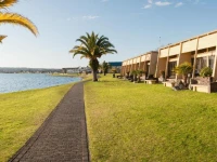 Oasis Beach Resort 5*