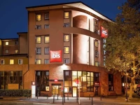 Ibis Toulouse Ponts Jumeaux 2*