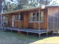 Lovedale Cottages 3*