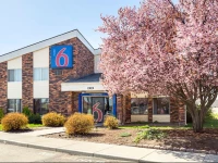 Motel 6 Spokane East 2*
