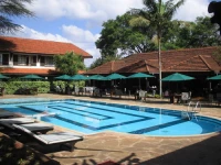 Holiday Inn Nairobi 4*