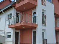 Aramis Apartments 2*