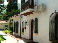La Candela Hotel