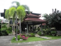 Palm Beach International Hotel Bali 3*