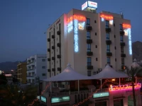 Raed Hotel Suites 3*