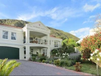 Von Abercron Residence 4*