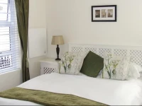 River Road Guest House 3*