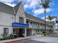 Motel 6 Anaheim Stadium - Orange 1*
