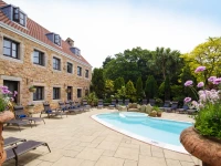 Greenhills Country House Hotel 4*