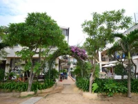 In On The Beach Hotel 3*