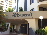 Aristocrat Apartments 4*