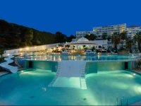 Oura View Beach Club 3*