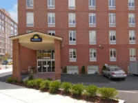 Days Inn Long Island City 2*