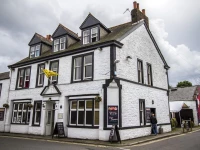 Craigdarroch Arms Hotel 2*