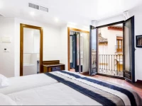 Monjas del Carmen 3*