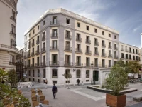 Radisson Blu Madrid Prado 4*