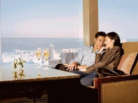 Four Seasons Hotel Hong Kong 5*