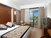 Trendy Side Beach Hotel 4*
