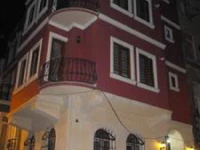 Butterfly Apart Flat 1*