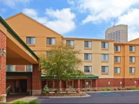 Courtyard Indianapolis at the Capitol 3*