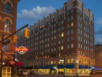 Hampton Inn Indianapolis Downtown Across from Circle Centre 3*
