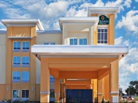 La Quinta Inn & Suites Dallas Love Field 3*